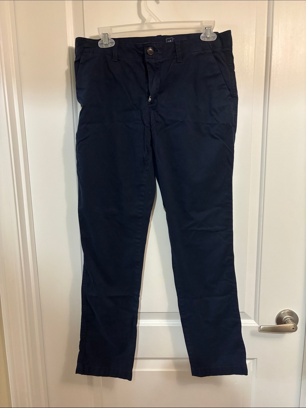 GAP Women's Straight Leg Pants in Navy